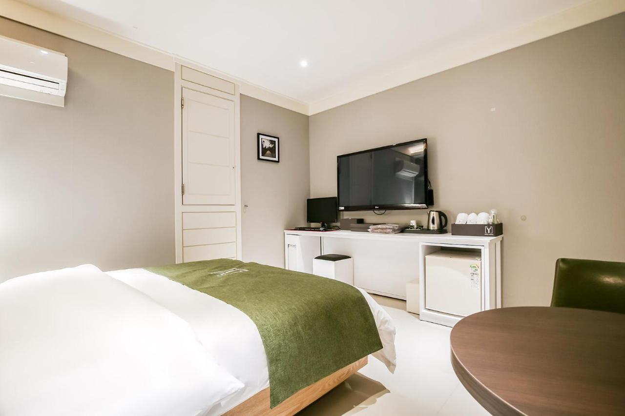 Yello Hotel Чхонджу Экстерьер фото